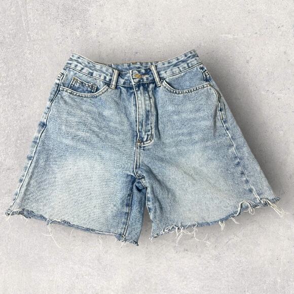 Shein Light Wash Frayed Hem High‎ Rise Distressed Casual Shorts 27 - Picture 1 of 8